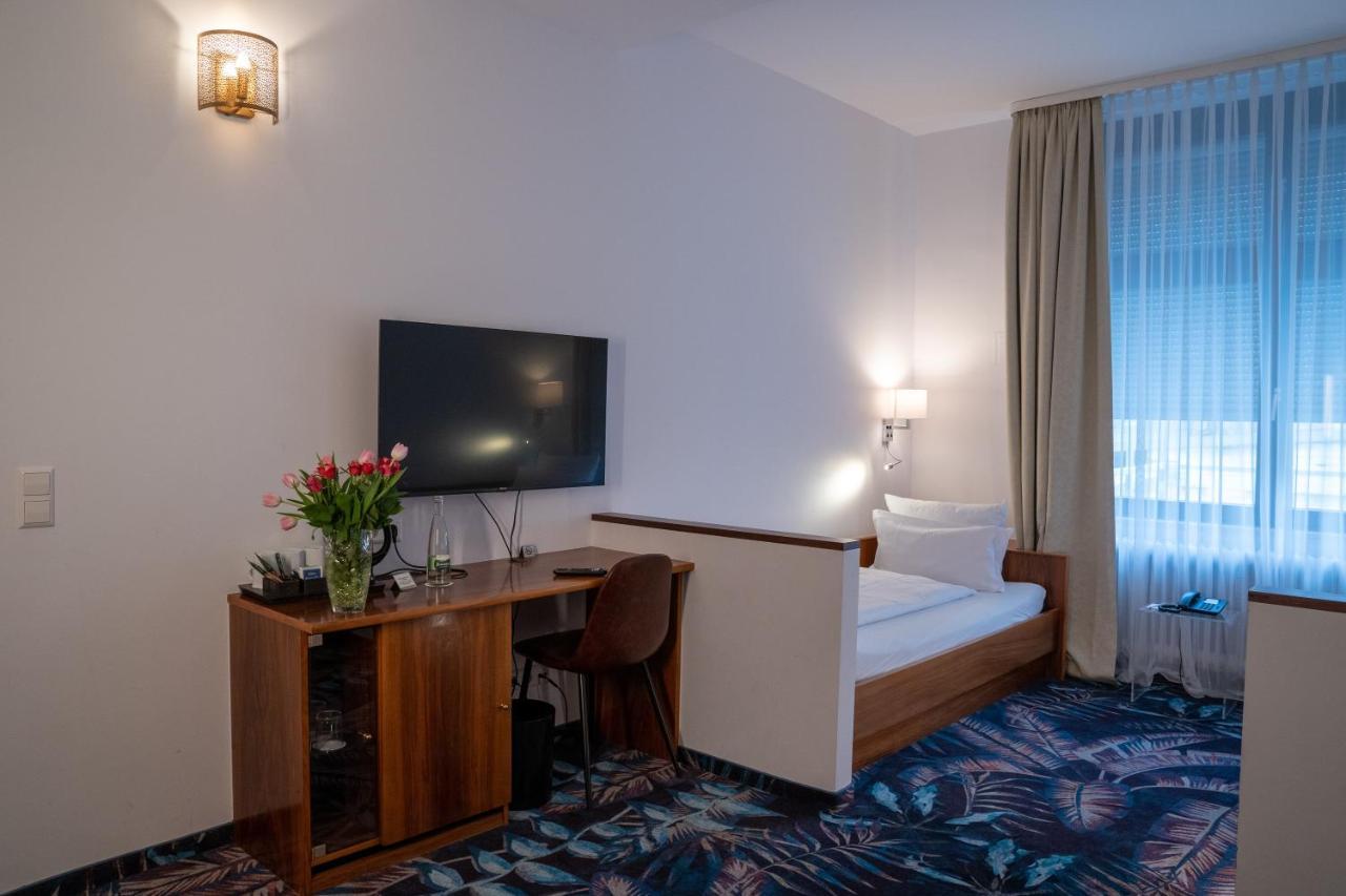 Hotel Etol 3*